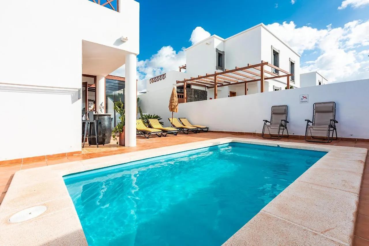 Casa Ernesto Villa Playa Blanca  0*, Playa Blanca (Lanzarote)