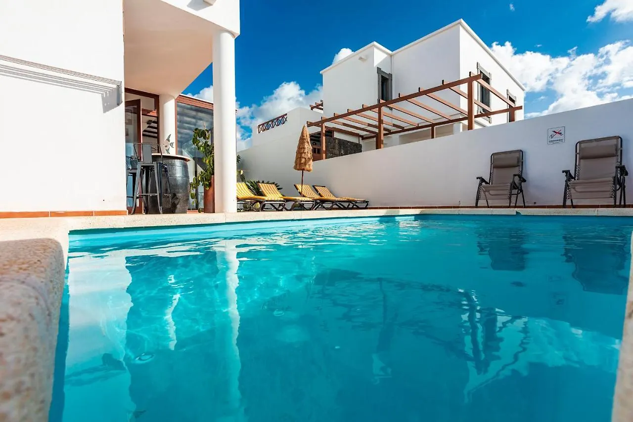 Casa Ernesto Villa Playa Blanca