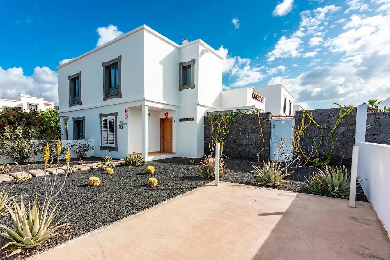 Casa Ernesto Villa Playa Blanca